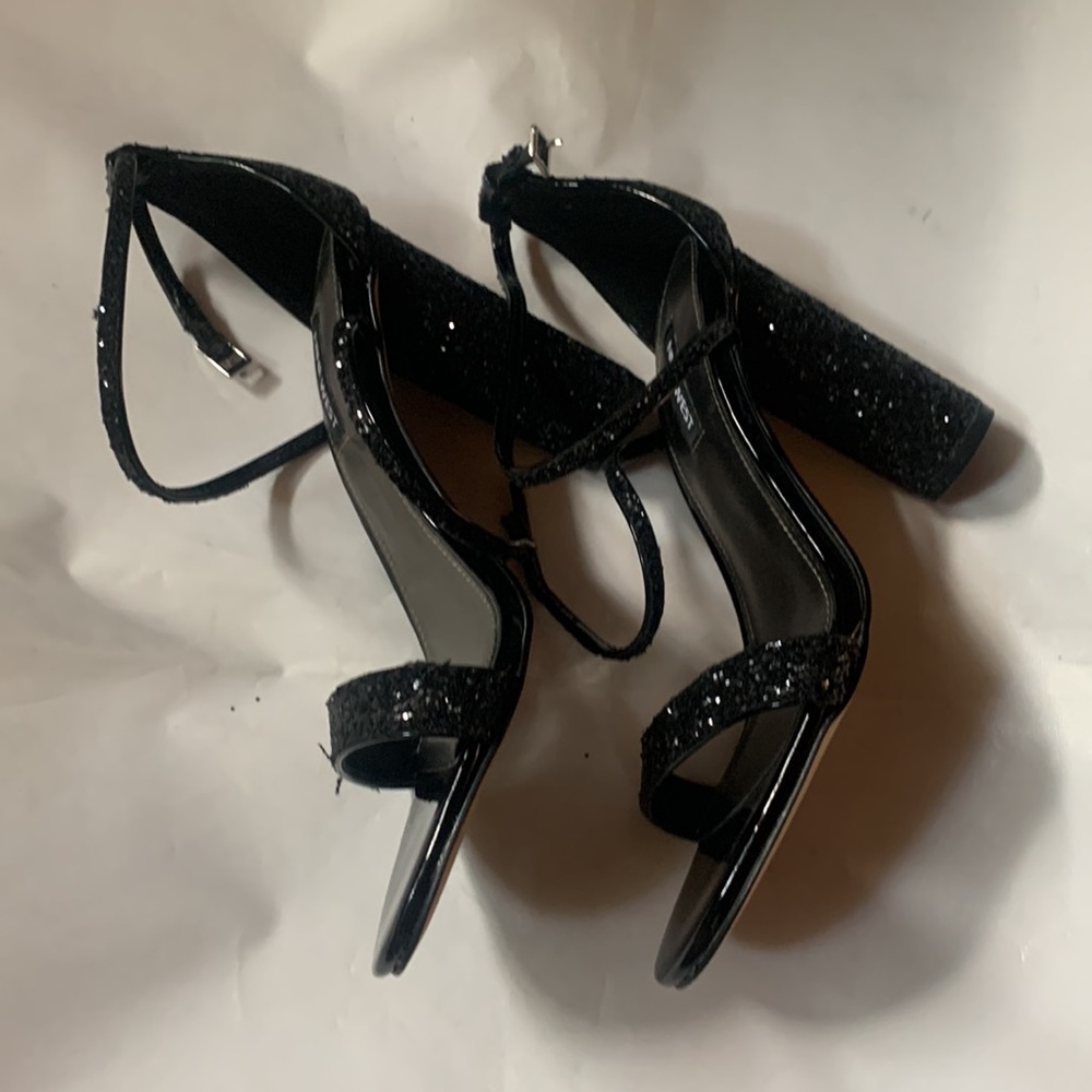 Shelf pulls Nine West Women's Celebra Dress Sandals - Picture 6 of 8